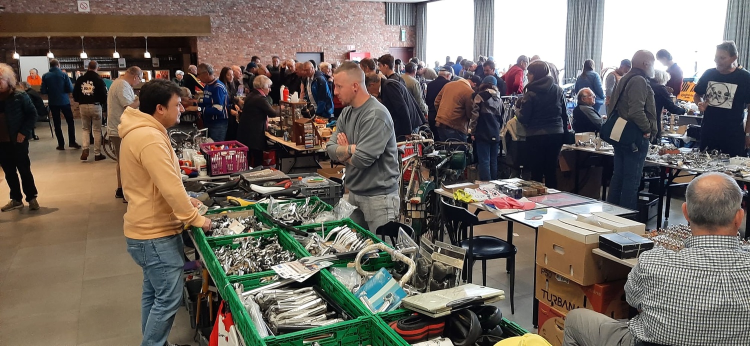 Paul Herygers op eigen Vintage Bike Beurs