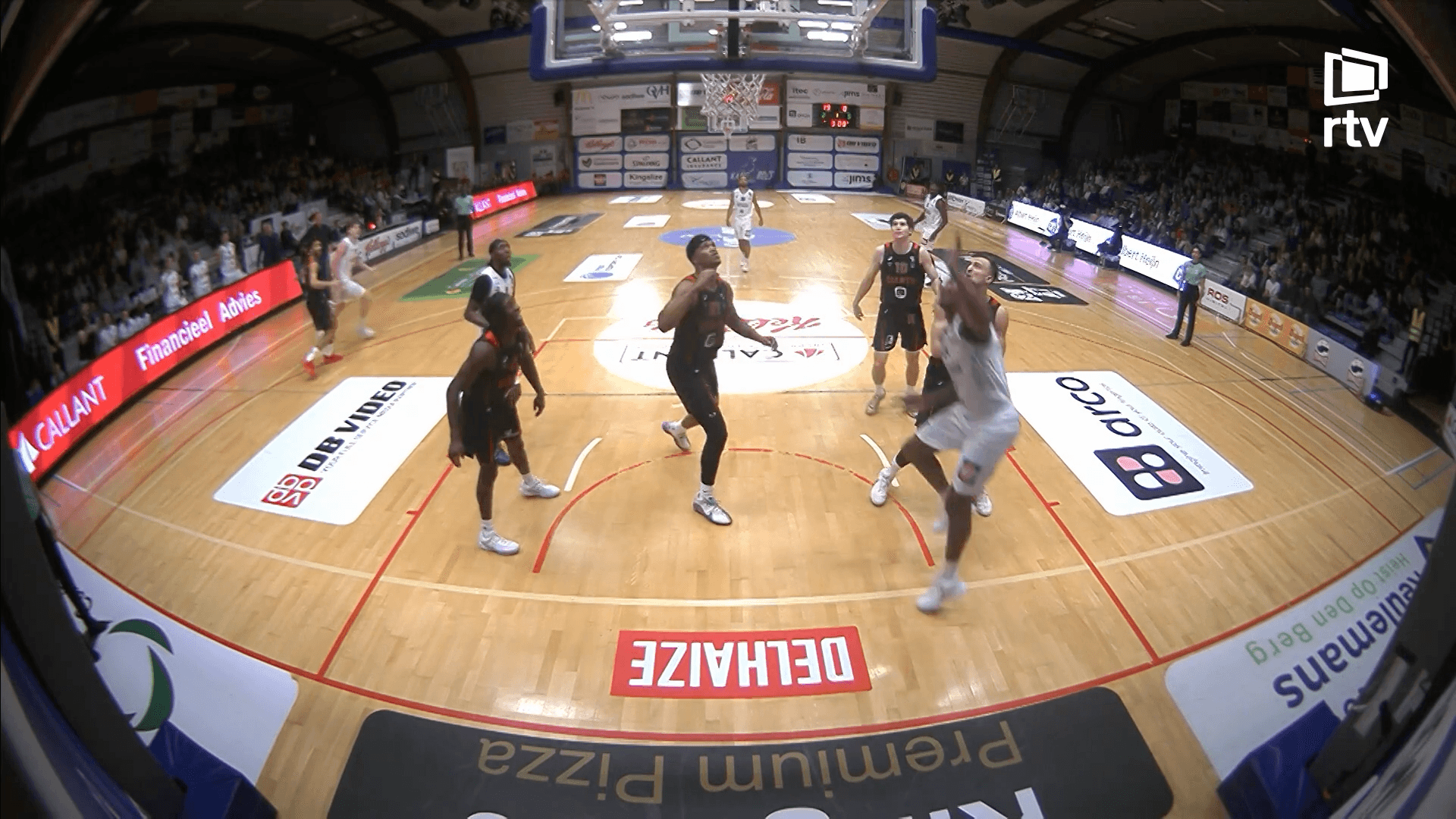 Kangoeroes Mechelen begint uitstekend aan het seizoen met 74-61 overwinning tegen Antwerp Giants