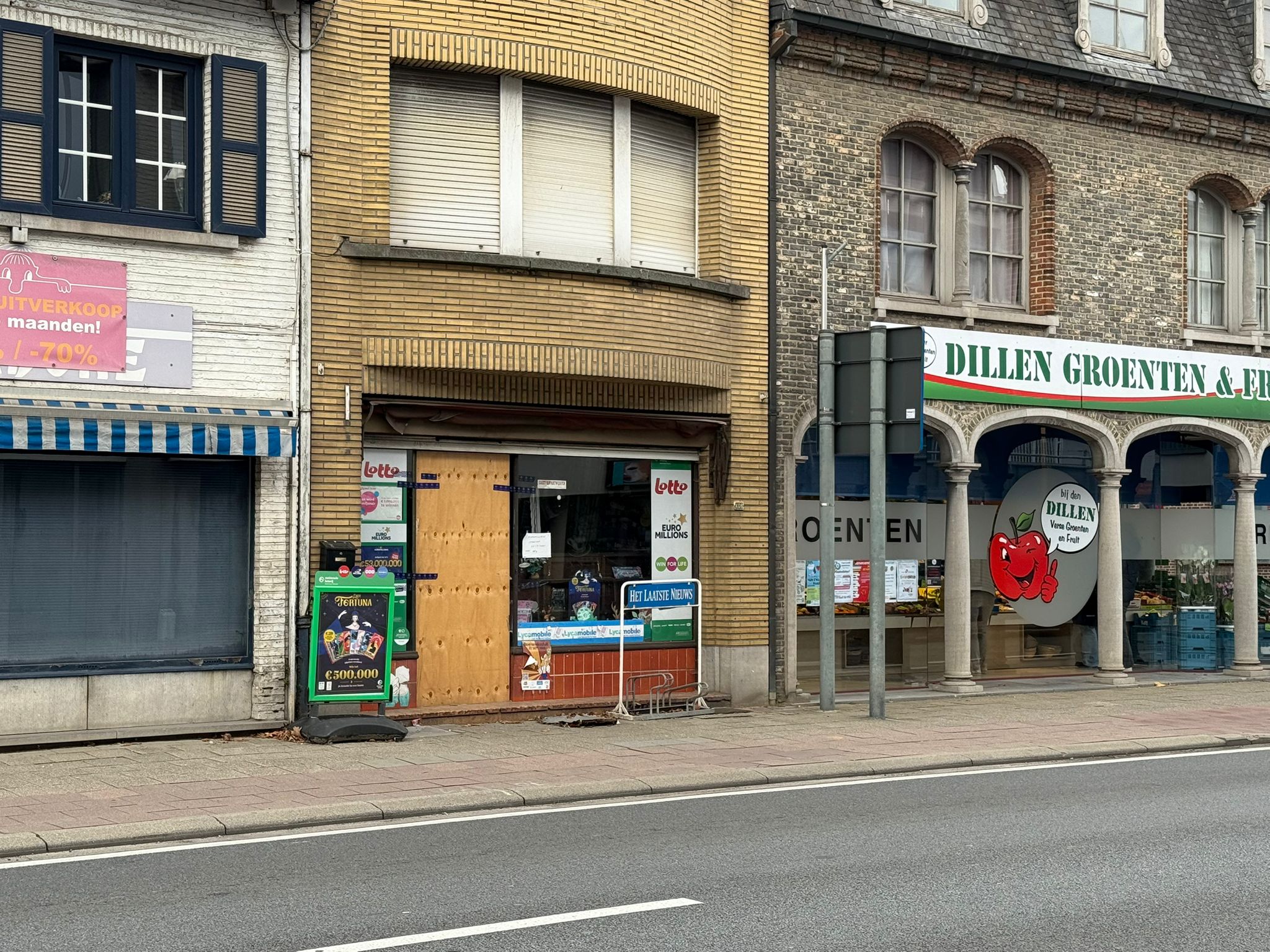 Parket voert onderzoek naar brand in Putte waarbij vrouw om het leven kwam