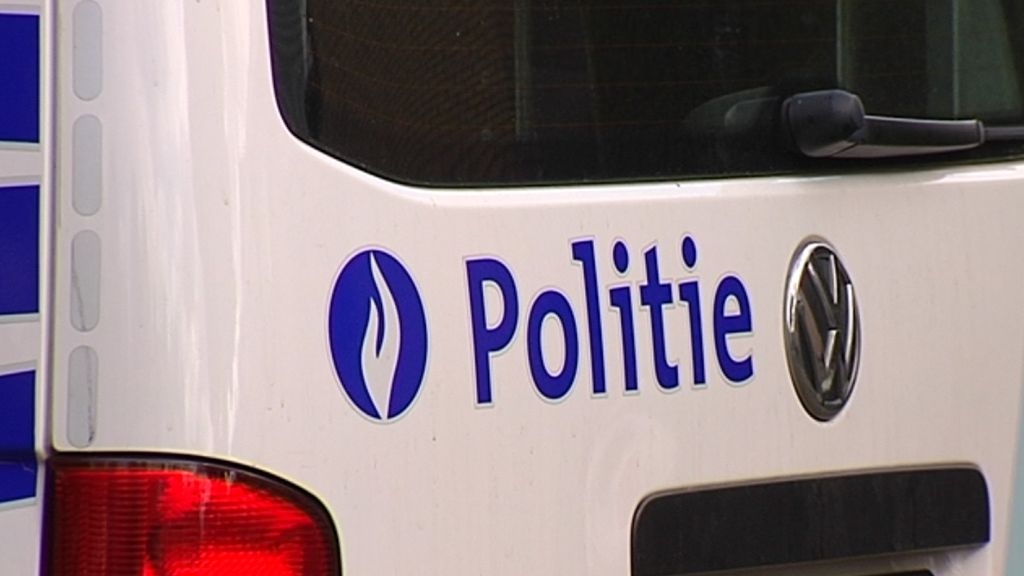 42-jarige vrouw uit Putte opgepakt na reeks diefstallen en pogingen tot oplichting