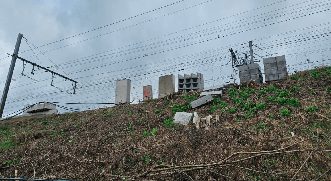 Twee Roemenen betrapt op grote koperdiefstal langs het spoor in Mechelen