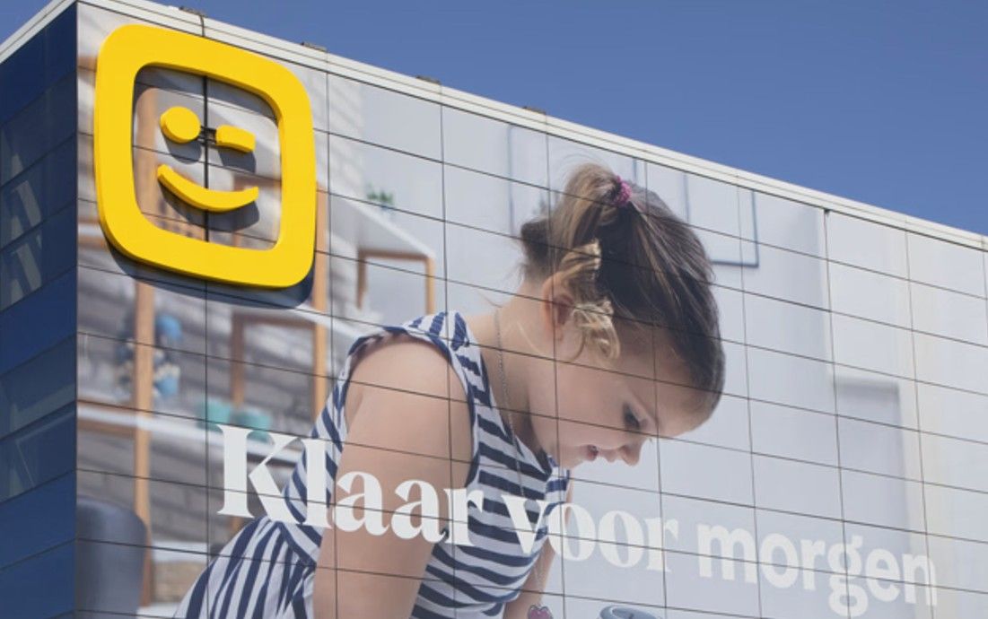 Telenet wil banen schrappen en winkels sluiten