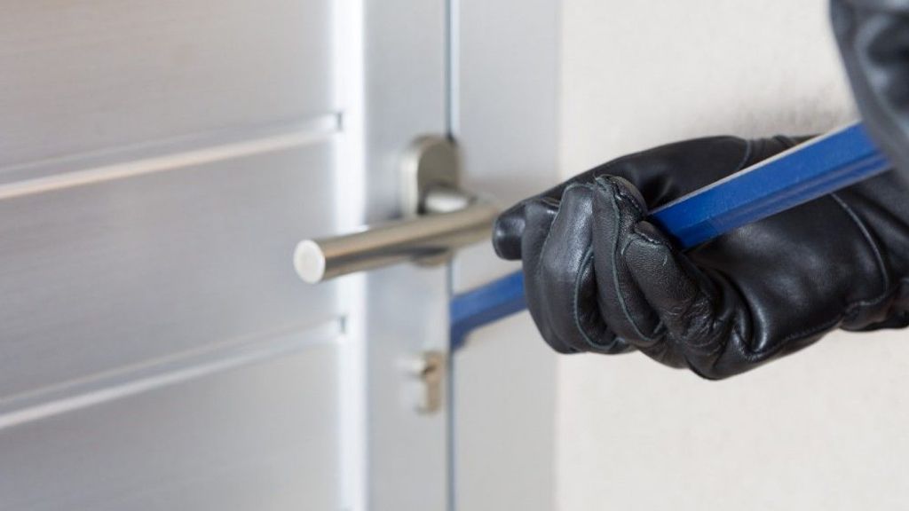 Inbrekers stelen fiets uit parkeergarage van appartement in Mechelen