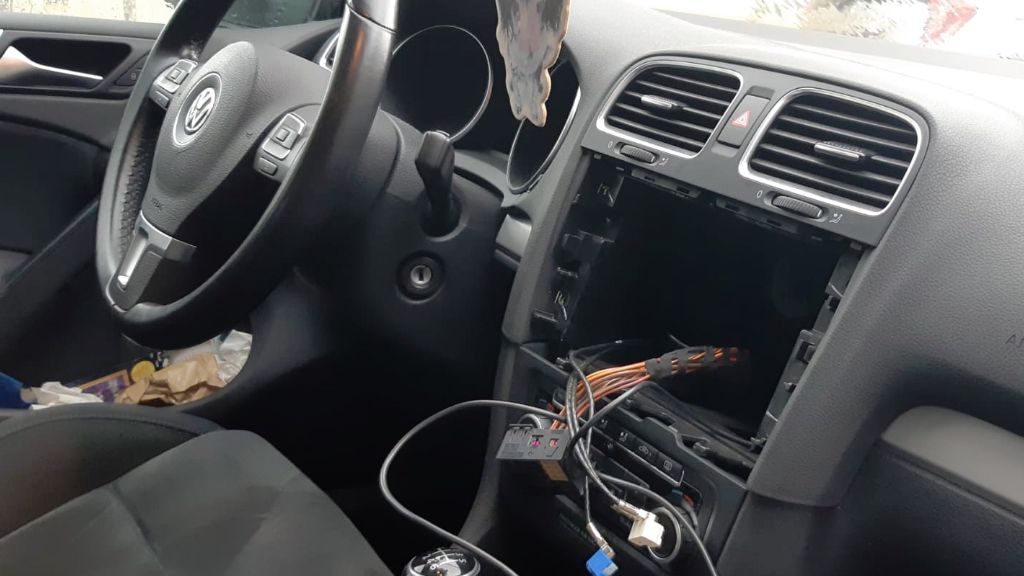 Inbreker vlucht weg nadat alarm afgaat van bestelwagen in Mechelen