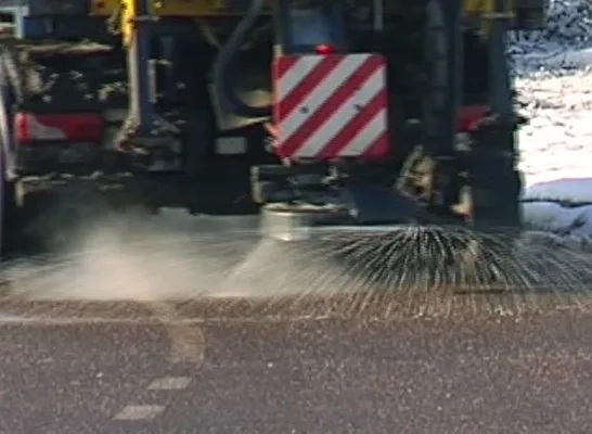 strooiwagen vriezen gladde wegen