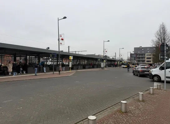 Station Mol bus De Lijn Station Mol bus De Lijn