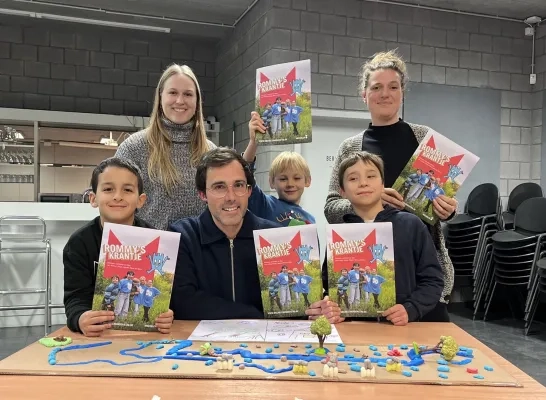 Rommy's krantje Kinderraad Mechelen Rommy's krantje Kinderraad Mechelen