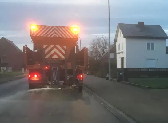 Strooiwagen Gladde wegen Strooiwagen Gladde wegen