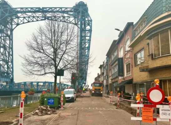 werken brug Willebroek