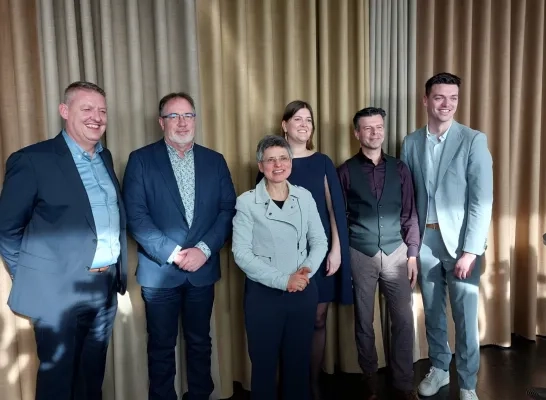 Sofie Joosen Lode Van Looy Glenn Smets Dirk van Nooten Ronny Slootmans Sofie Joosen Lode Van Looy Glenn Smets Dirk van Nooten Ronny Slootmans