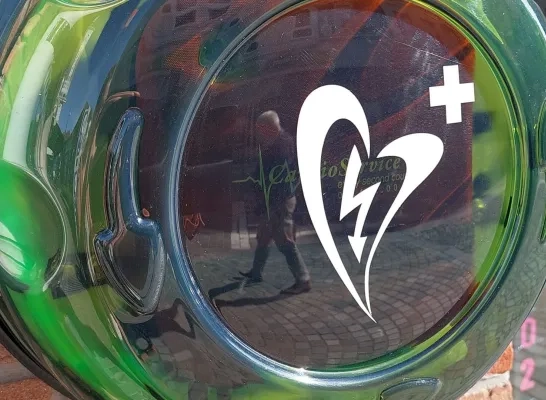 AED AED
