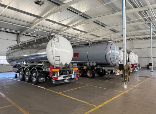 GRW Van Hool trailer één jaar na faillissement