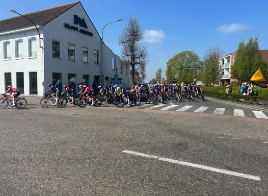 Scheldeprijs passage Hoogstraten wielrennen