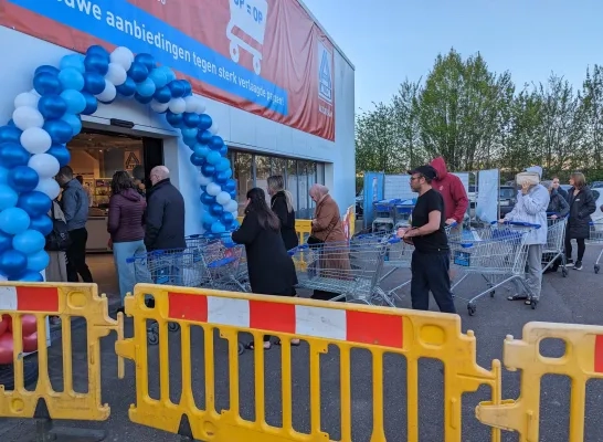 outlet aldi barbecue tuingereedschap Elektricitietstraat