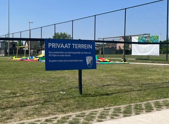KFC Nijlen bord privaat terrein