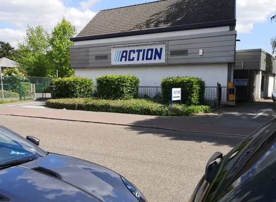 Action Dr Van de Perrestraat Geel
