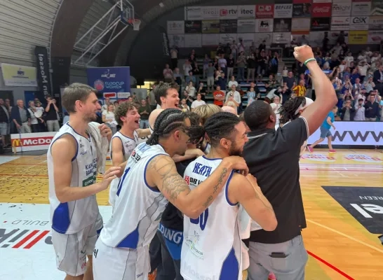 Kangoeroes Basket Mechelen kampioen Kangoeroes Basket Mechelen kampioen