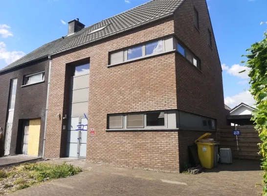 Woning verzegeld aan Hameldijk in Dessel
