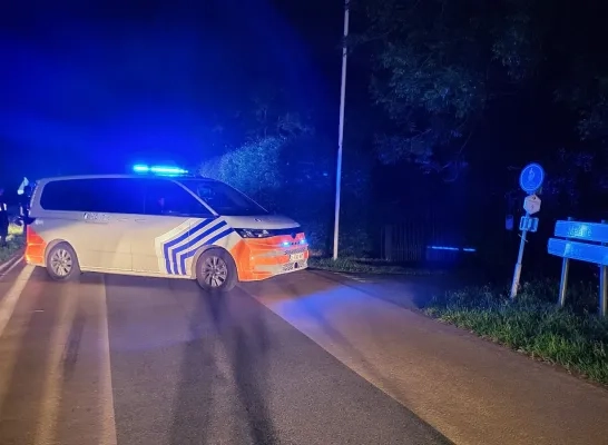 Brandweer stelt perimeter in na vreemde geur