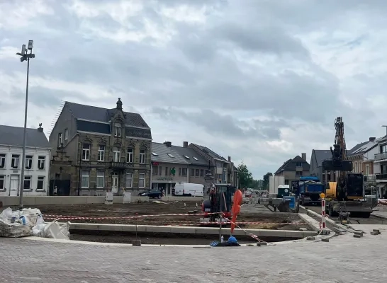 Werken dorpsplein Onze Lieve Vrouw Waver