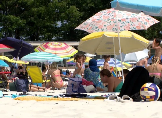 Geen stormloop aan het Zilvermeer in Mol tijdens hittegolf