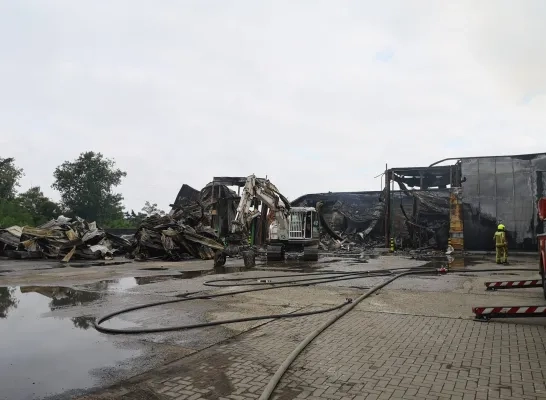 Brand in Oevels bedrijf