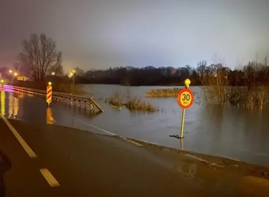 wateroverlast_foto_politie_berlaar_nijlen080124.jpg