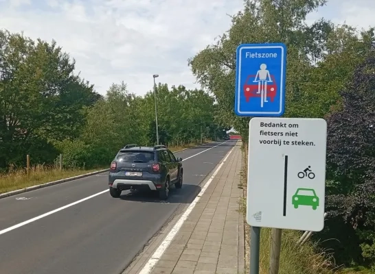Stationsberg Sint-Katelijne-Waver fietsstraat