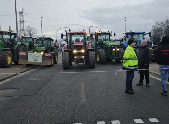 boeren_protest_fly-over_03jpg.jpg