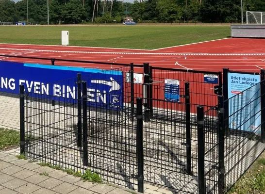 Toegangspoortje atletiekpiste Herenthout Toegangspoortje atletiekpiste Herenthout