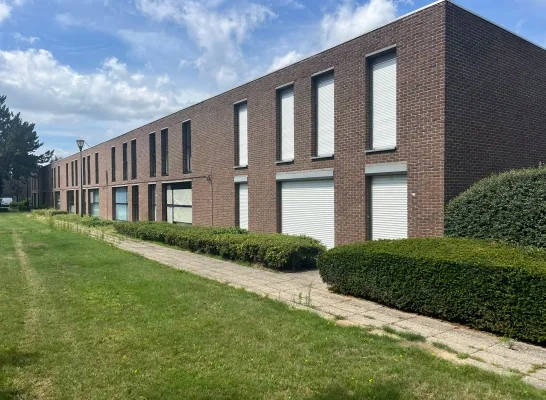 Huizen De Woonboog tijdelijk voor wie geen dak boven zijn hoofd heeft