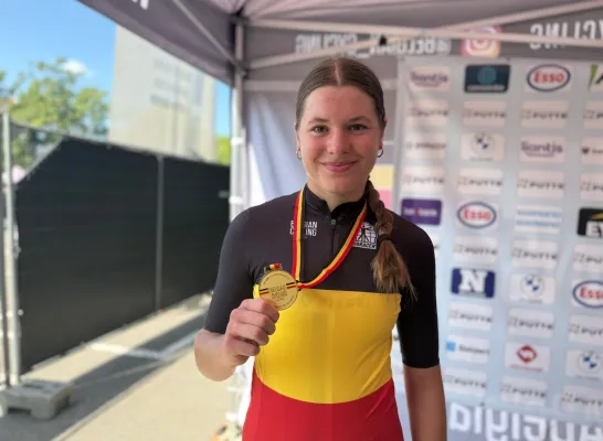 Jana Gevers Belgisch kampioen wielrennen nieuwelingen 