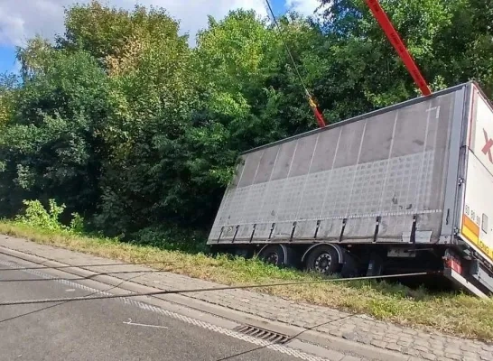 Oplegger verspert tijdlang oprit A12 in Willebroek