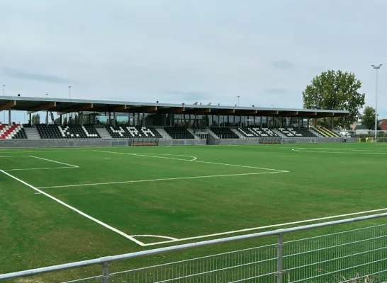 lyra-lierse voetbalveld 