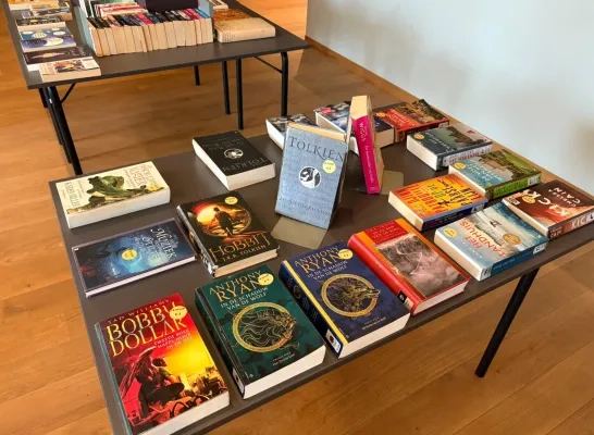 Bibliotheek houdt uitverkoop