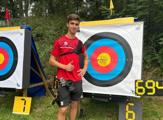 Jarno De Smedt Puurs-Sint-Amands boogschieten Belgisch record Jarno De Smedt Puurs-Sint-Amands boogschieten Belgisch record