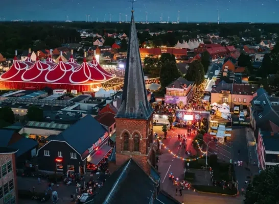Dronebeeld Gladiolen avond Dronebeeld Gladiolen avond