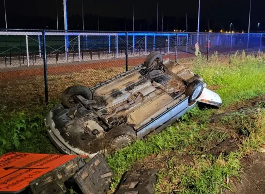 Spectaculair ongeval langs Ring in Lier: twee auto's op hun dak