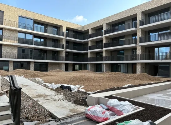 Eerste bewoners en handelszaken voor Dok+ aan het Rode Kruisplein Eerste bewoners en handelszaken voor Dok+ aan het Rode Kruisplein