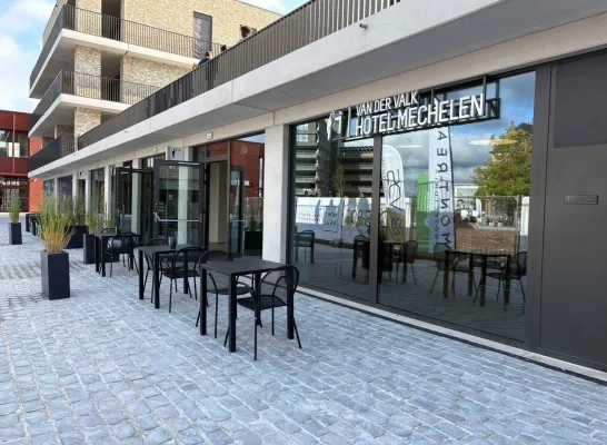 Eerste bewoners en handelszaken voor Dok+ aan het Rode Kruisplein