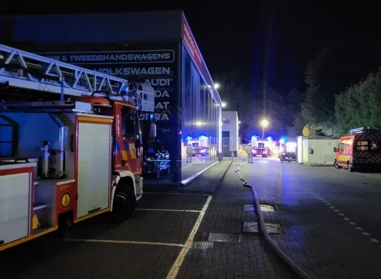 voertuigbrand bij garage Jacobs in Merksplasa