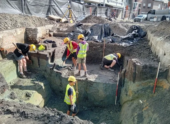 Archeologische opgravingen OLVW Archeologische opgravingen OLVW