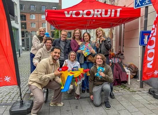 Vooruit Turnhout inzamelactie speelgoed kleding Vooruit Turnhout inzamelactie speelgoed kleding