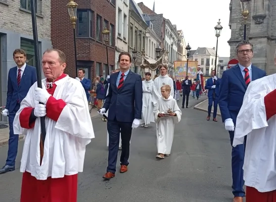 Sint-Gummarusprocessie gaat uit: Lierse verenigingen op post!