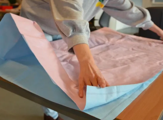 Ziekenhuis Geel en OPZ Geel starten circulair project: steriele doeken worden auto-dashboards