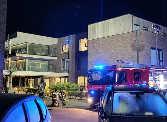 Vrouw gewond bij brand in woonzorgcentrum in Balen: snelle reactie voorkomt erger Vrouw gewond bij brand in woonzorgcentrum in Balen: snelle reactie voorkomt erger