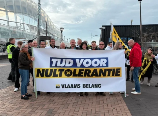 actie Vlaams Belang station Mechelen.