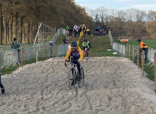 jeugdinitiatie cross Merksplas