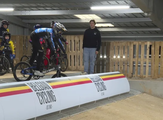 Indoor BMX-parcours Weelde Depot