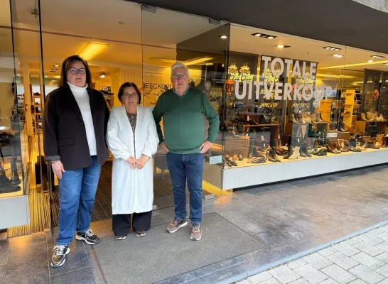 Schoenen Op de Beeck houdt uitverkoop Geel